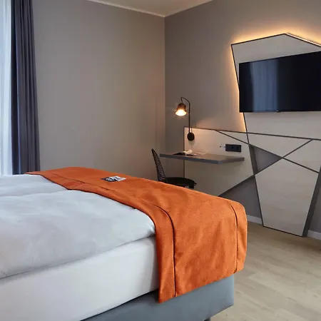 Hotel - The Niu, Hub Messe By Ihg