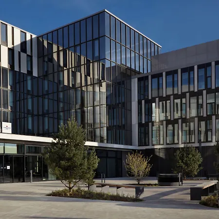 Hotel - The Niu, Hub Messe By Ihg 3*
