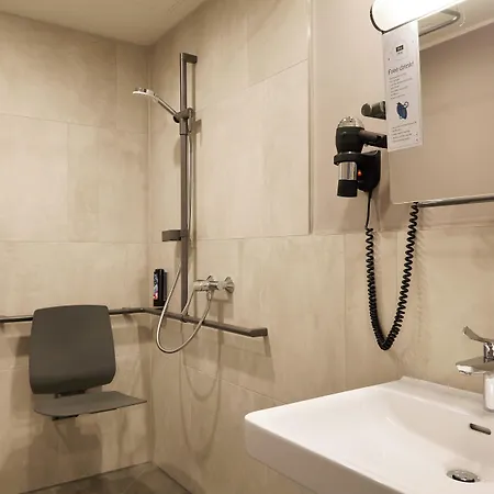 - The Niu, Hub Messe By Ihg 3*