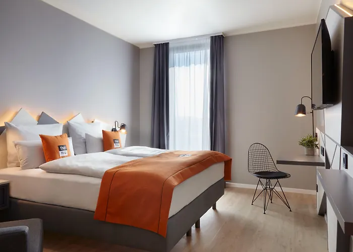 - The Niu, Hub Messe By Ihg 3* דיסלדורף