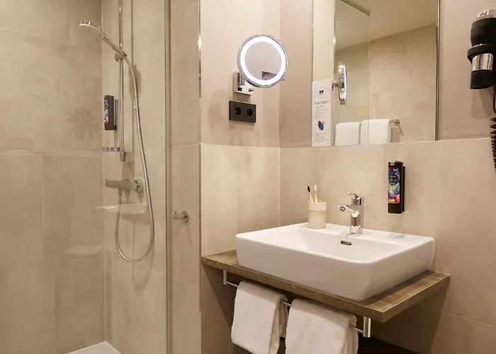 Hotel - The Niu, Hub Messe By Ihg