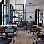 - The Niu, Hub Messe By Ihg 3* Düsseldorf