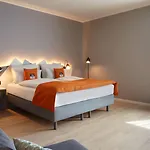 - The Niu, Hub Messe By Ihg