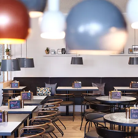 Hotel - The Niu, Hub Messe By Ihg