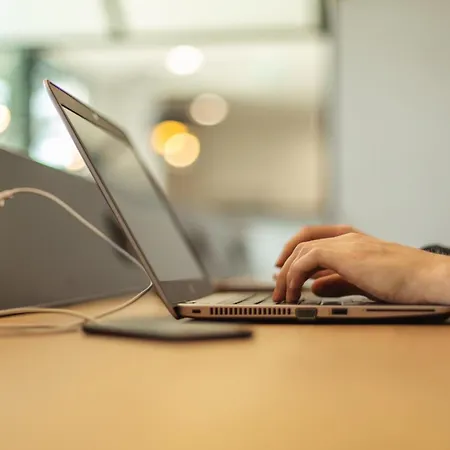 Hotell - The Niu, Hub Messe By Ihg 3*